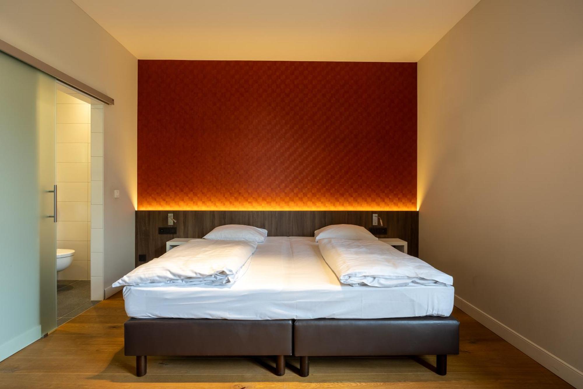 Hotel De Boskar Pelt Екстер'єр фото